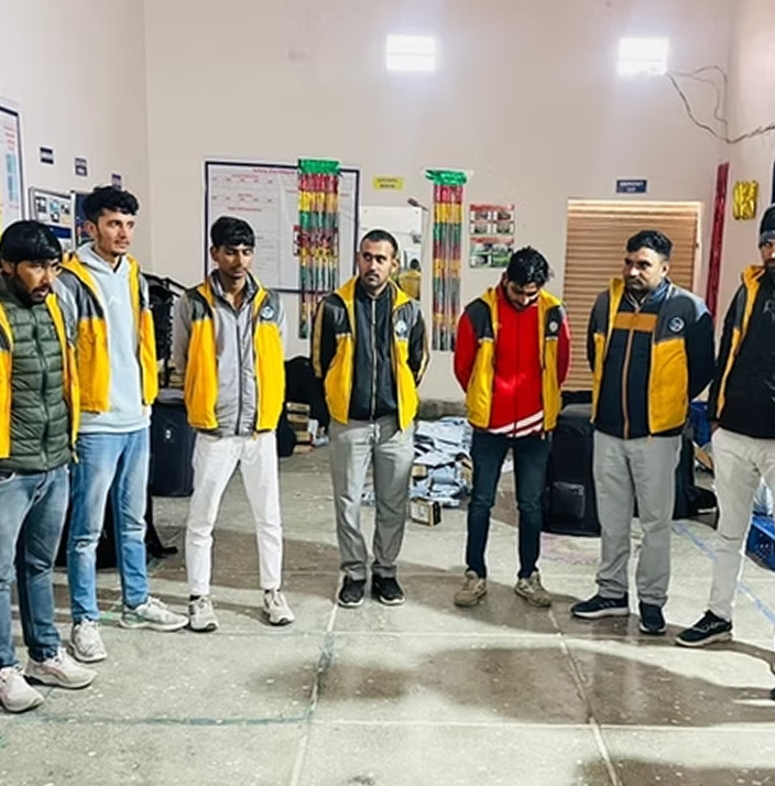 Braazo delivery team group photo